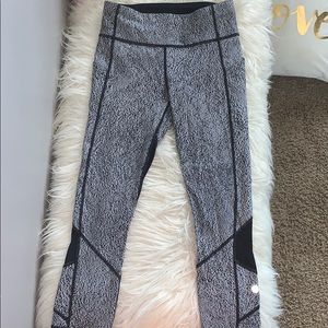 Lululemon capri leggings!!!